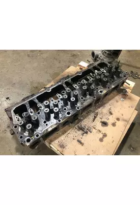 CAT C12 Engine Head Assembly