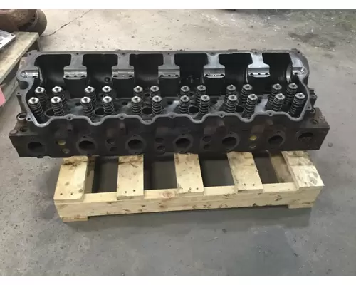 CAT C15 Engine Head Assembly
