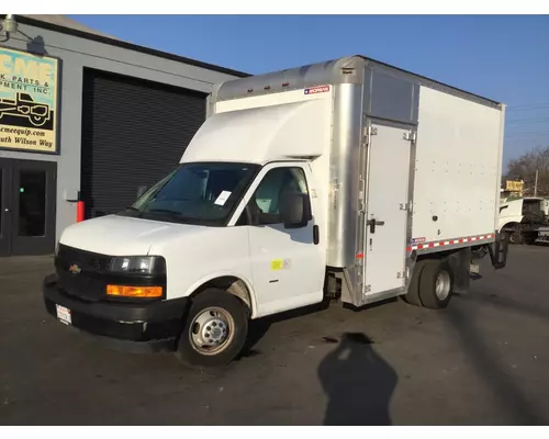 CHEVROLET EXPRESS 4500 WHOLE TRUCK FOR RESALE