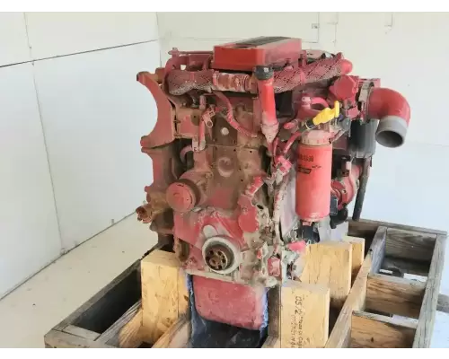 Cummins ISB 6.7 Engine Assembly