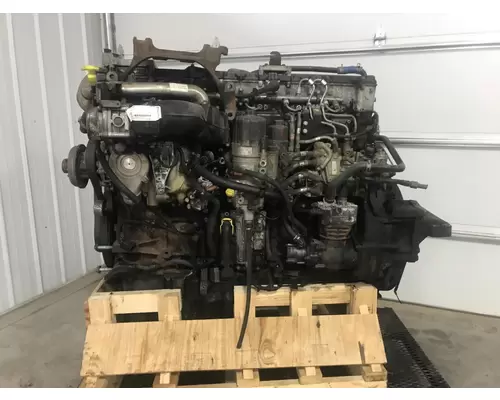 Detroit DD13 Engine Assembly