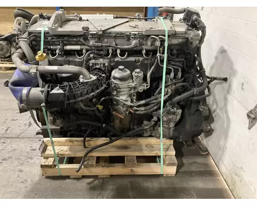 Detroit DD15 Engine Assembly