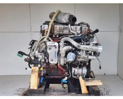 Detroit DD5 Engine Assembly