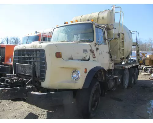 FORD L9000 Truck For Sale