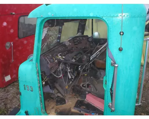 FREIGHTLINER CLASSIC Cab Assembly