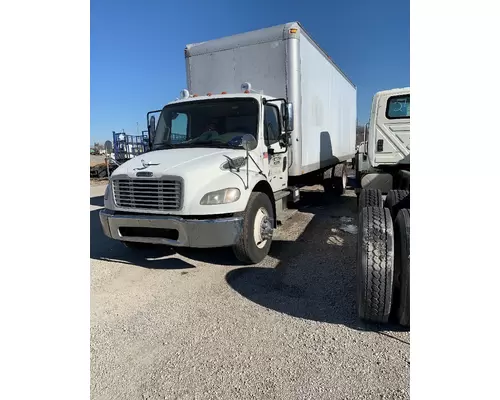 FREIGHTLINER M2 106 Body  Bed