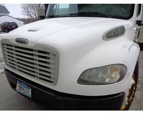 FREIGHTLINER M2 106 HOOD