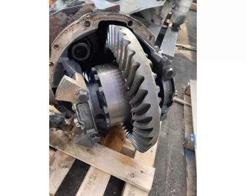 FREIGHTLINER M2 112 Differential (Front)