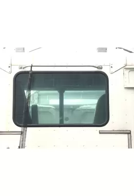 Freightliner COLUMBIA 120 Back Glass