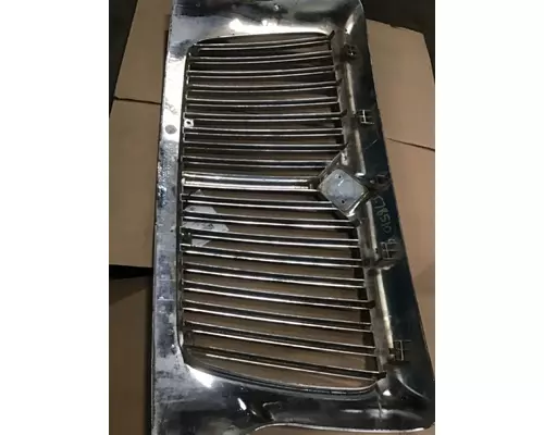 INTERNATIONAL 4300 Grille