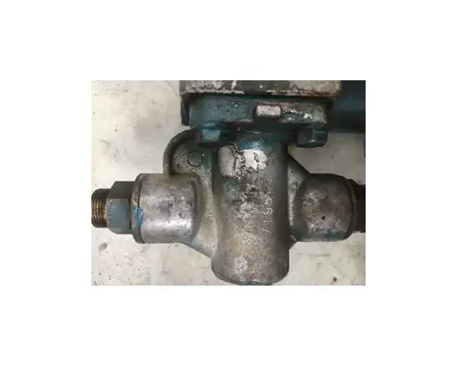 INTERNATIONAL DT466E Oil Pump