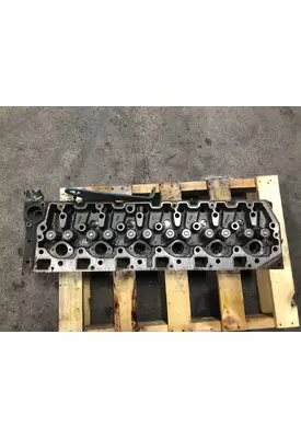 International DT466E Engine Head Assembly
