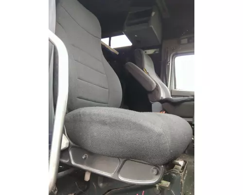KENWORTH T2000 SEAT, FRONT