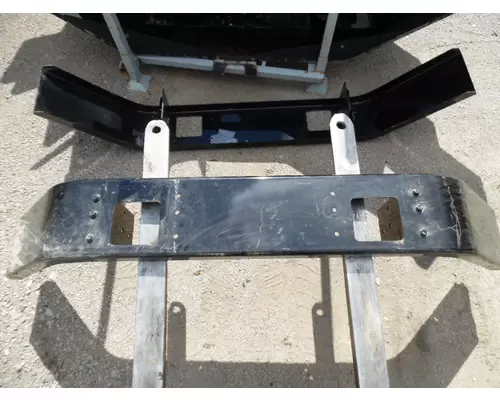 MACK CT713 BUMPER ASSEMBLY, FRONT