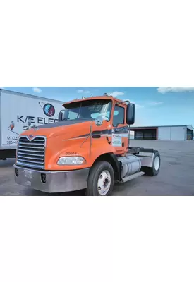 MACK CXN612 WHOLE TRUCK FOR RESALE