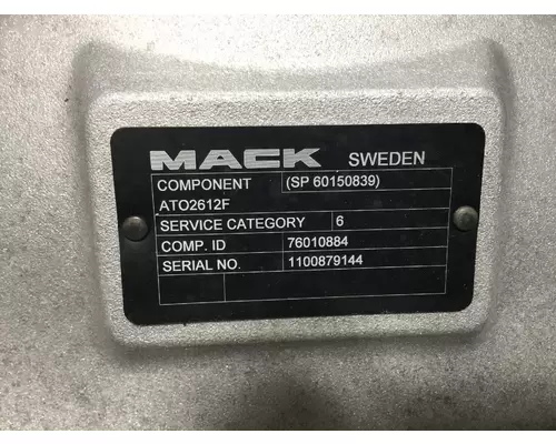 Mack ATO2612F Transmission