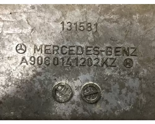 Mercedes MBE906 Engine Oil Pan