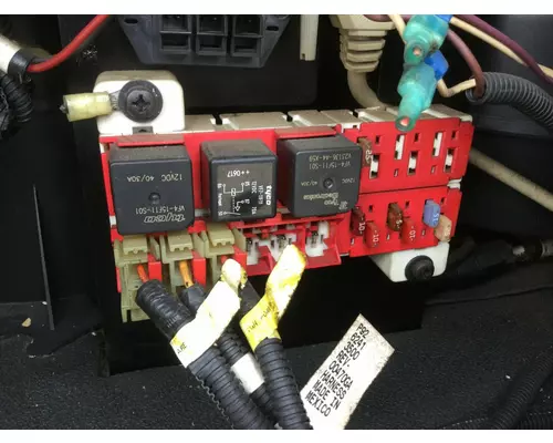 Peterbilt 387 Fuse Box In Spencer IA 24657066