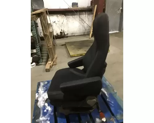 STERLING A9500 SERIES Seat