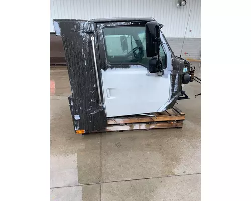 STERLING A9500 Cab