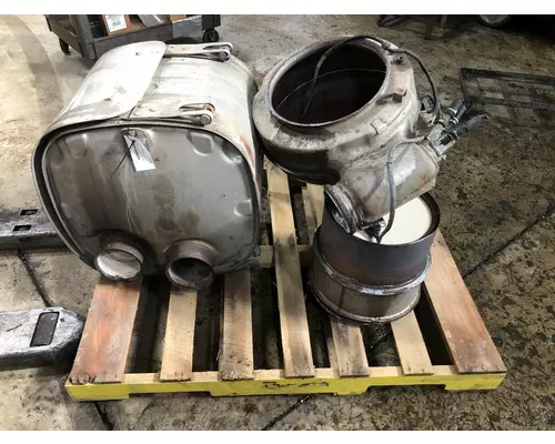 VOLVO D13 Exhaust DPF Assembly