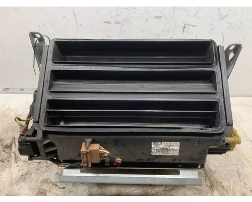 VOLVO VN730 Heater Box