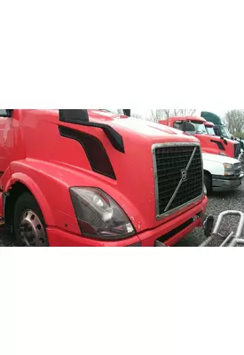 VOLVO VNL 2004-2018 HOOD