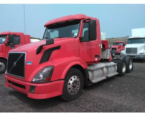 VOLVO VNL WHOLE TRUCK FOR RESALE