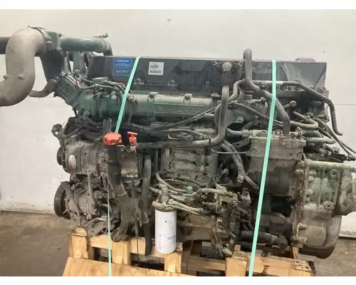 Volvo D13 Engine Assembly