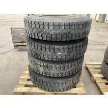 Tires Ford F700