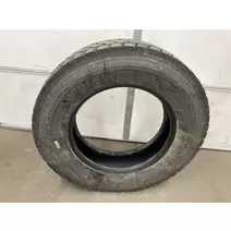 Tires FREIGHTLINER FLC