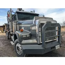 Complete Vehicle FREIGHTLINER FLD120SD
