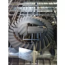 RING GEAR AND PINION GMC T150