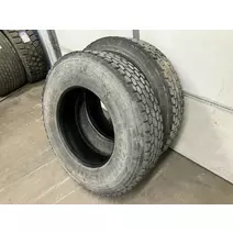 Tires Mack CXN