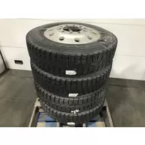 Tire and Rim Pilot 24.5 ALUM