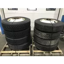 Tire and Rim Pilot 24.5 STEEL