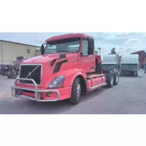 WHOLE TRUCK FOR RESALE VOLVO VNL