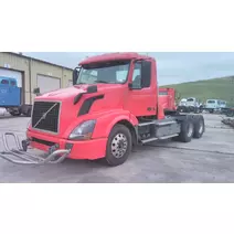 WHOLE TRUCK FOR RESALE VOLVO VNL