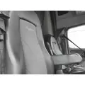 FREIGHTLINER COLUMBIA 120 SEAT, FRONT thumbnail 1