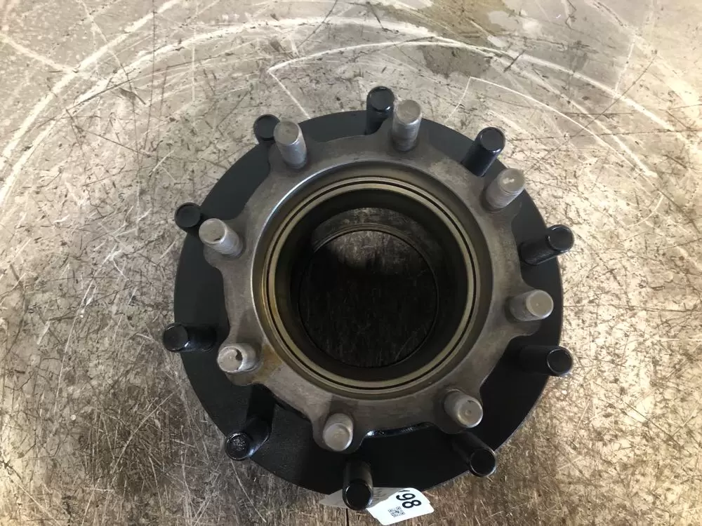 BUDD Hub OEM# 223 8708 in Dorr, MI $250.00 #305-26198