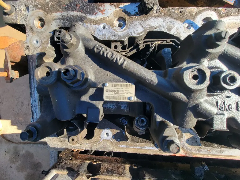 CUMMINS ISX11.9 Cylinder Head OEM# 2883274-00 in