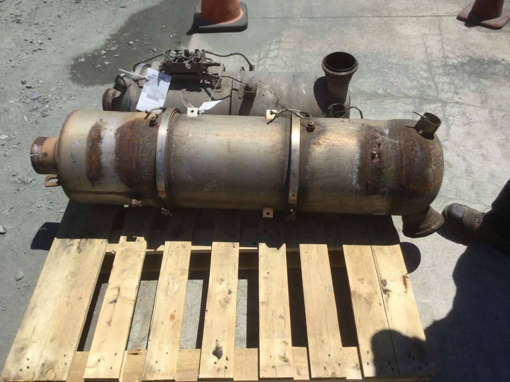 DETROIT DD15 DPF ASSEMBLY (DIESEL PARTICULATE FILTER) in