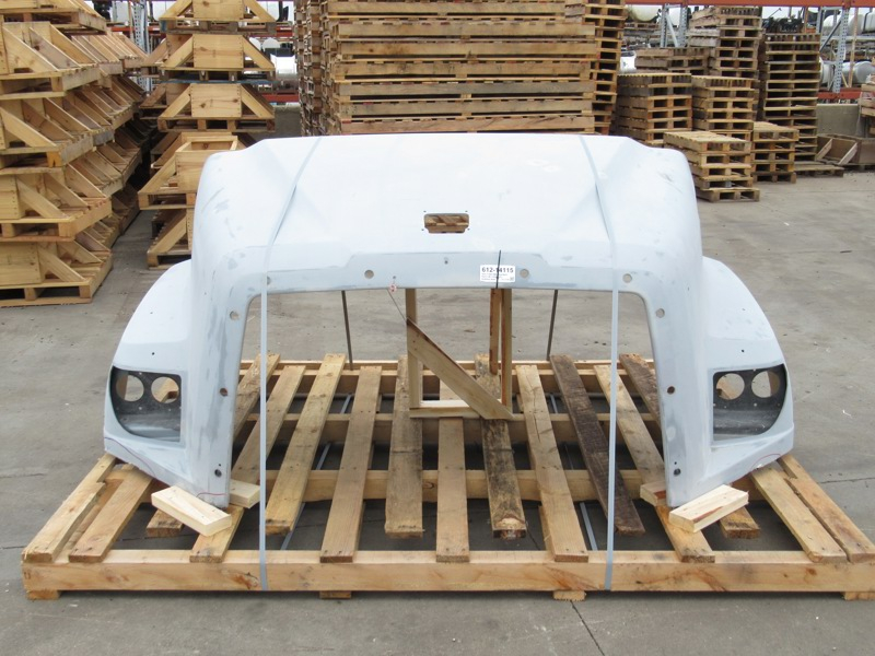【DIESEL】S-Waf-Hood FREIGHTLINER 114SD SBA Hood OEM# W17-00009-371 in Dorr, MI