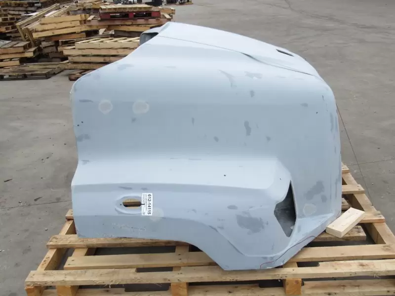 FREIGHTLINER 114SD SBA Hood OEM# W17-00009-371 in Dorr, MI