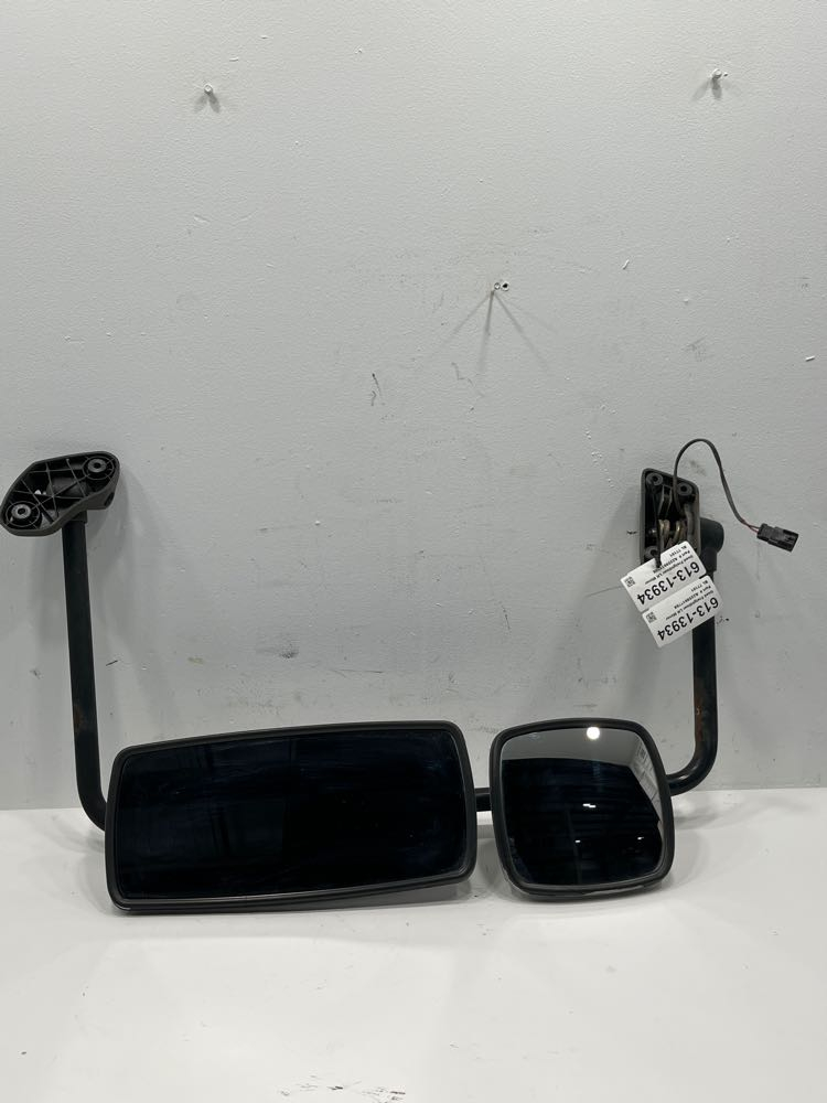 FREIGHTLINER Business Class M2 106 Mirror OEM# A2259615008 in Dorr 