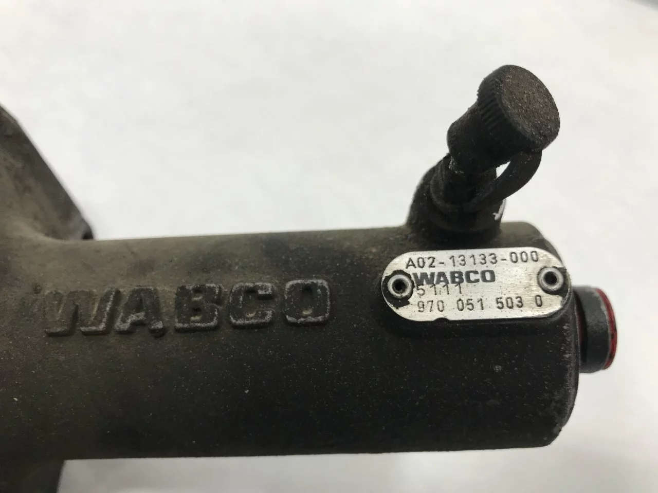 FREIGHTLINER CASCADIA Clutch Slave Cylinder OEM# A02-13133 FREIGHTLINER CASCADIA Clutch Slave Cylinder OEM# A02-13133