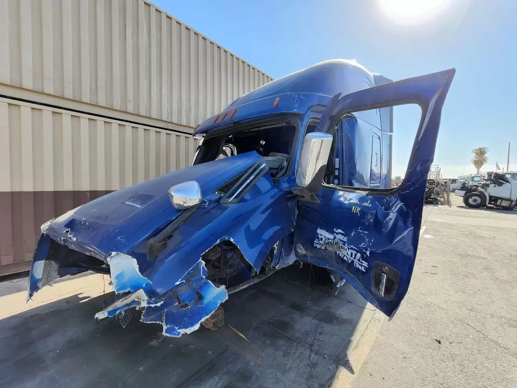 FREIGHTLINER Cascadia 126 Parts Vehicles in Phoenix, AZ #2924