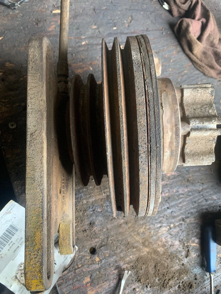 FREIGHTLINER FL80 Fan Clutch in Canfield, ON #48512