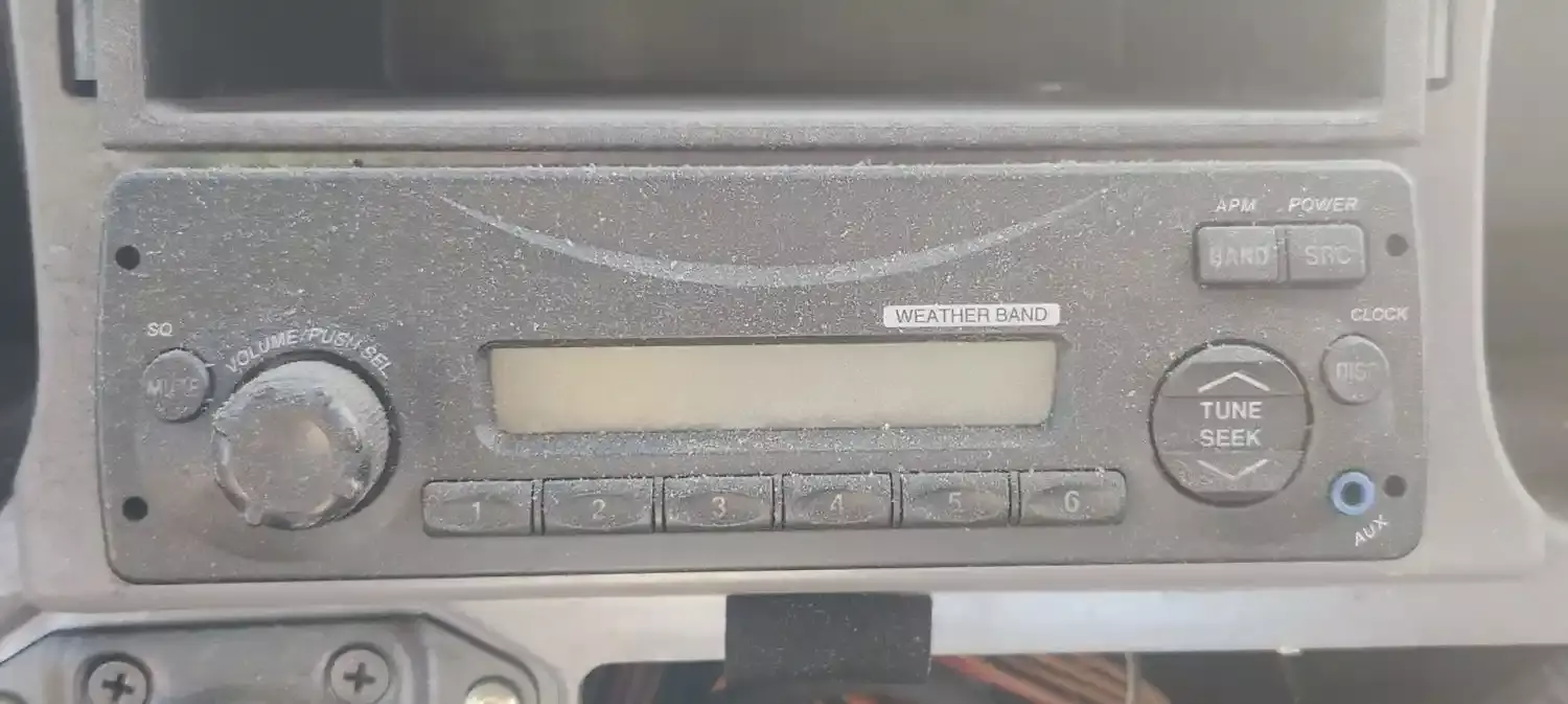 Freightliner 108SD Radio in Elkton MD P 58540