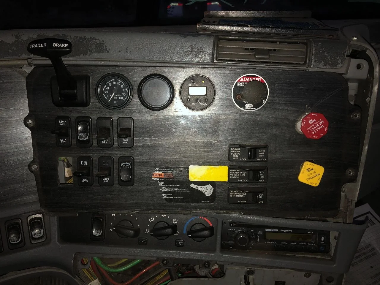 Freightliner Columbia No Dash Lights Shelly Lighting
